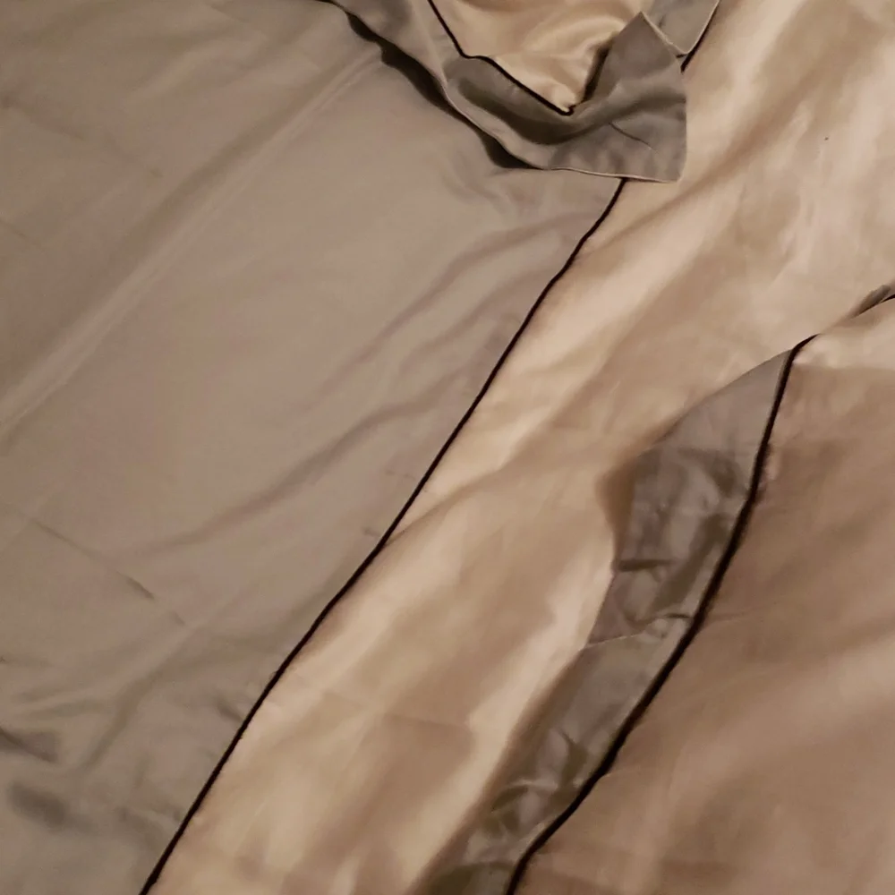 Hotel collection full / queen duvet and 2 shams